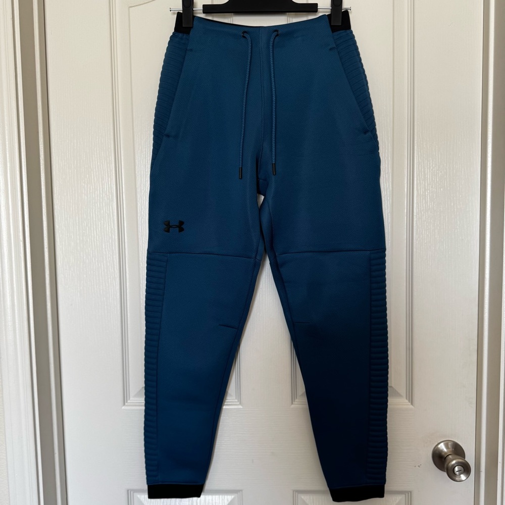 Under Armour Move Jogger Pants
